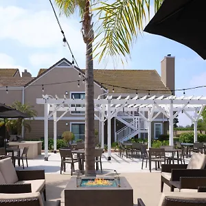 Newport 3*, Costa Mesa United States